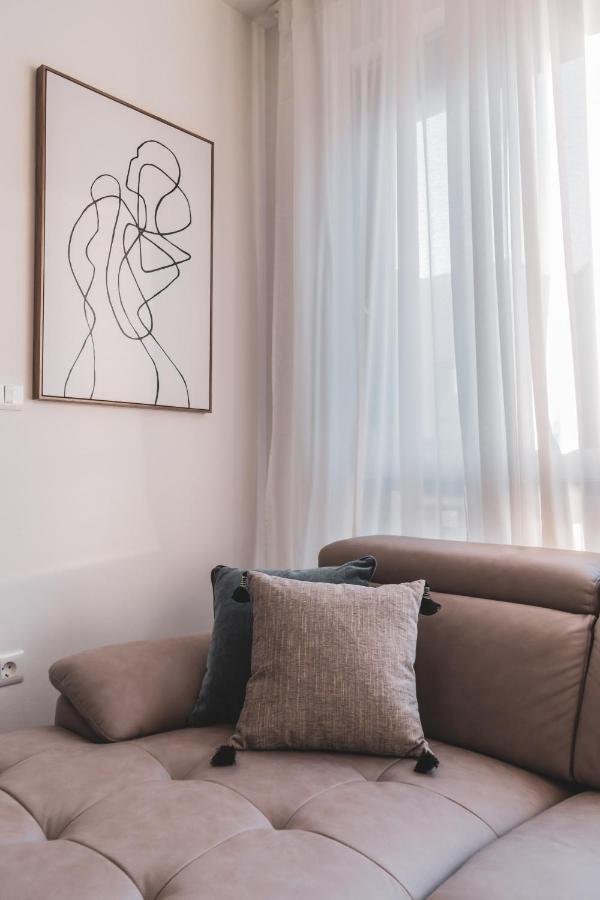 מדולין Apartment Laurel מראה חיצוני תמונה